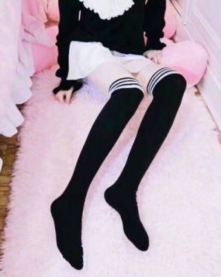 【独家】穿越兽世之找个兽人生崽崽by心心了